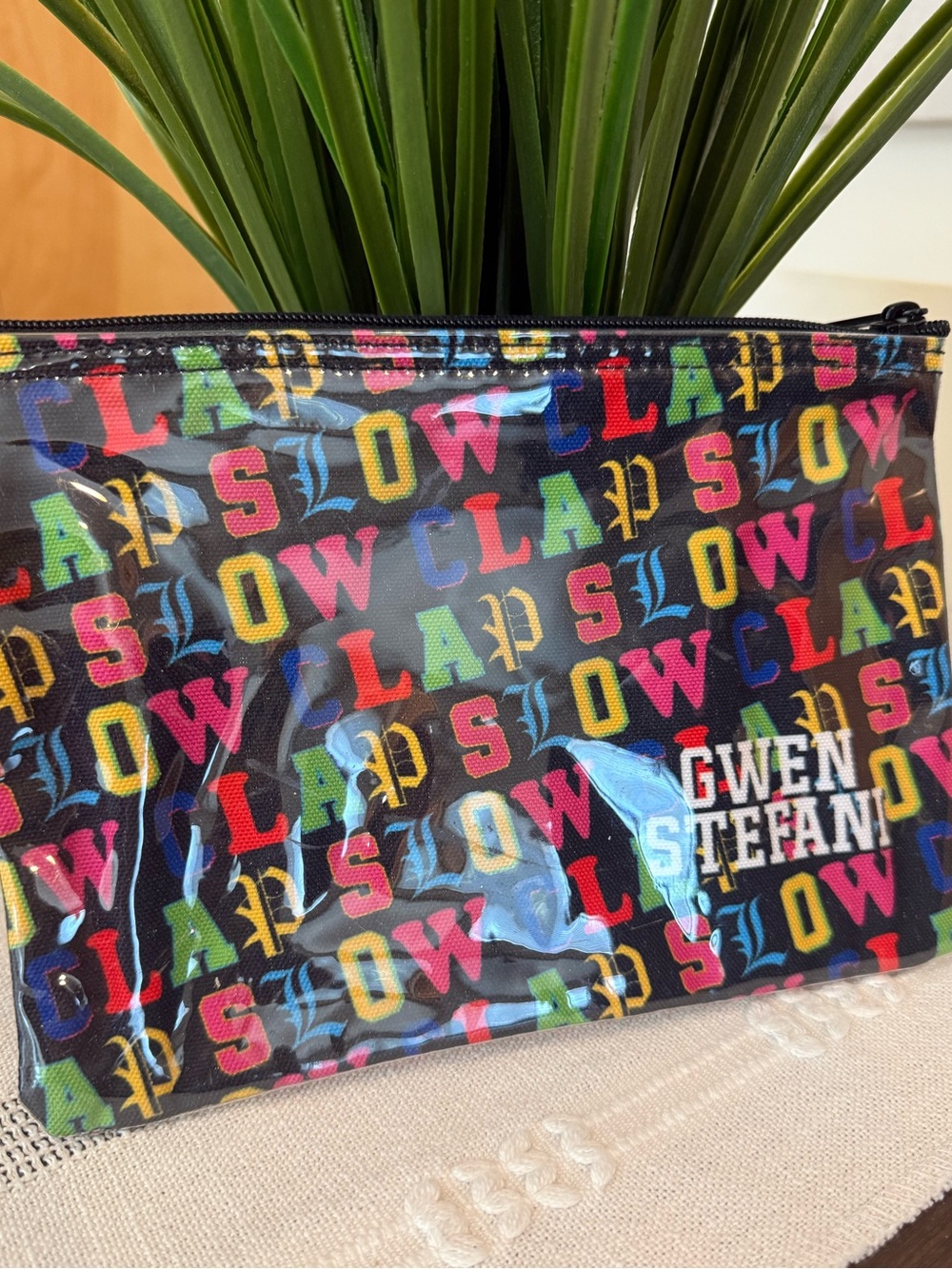 Black Multicolor 'Slow Clap' Cosmetic Pouch